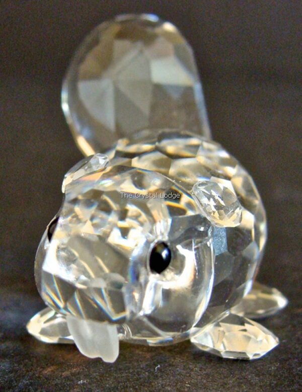 Swarovski_Beaver_baby_lying_164639 | The Crystal Lodge