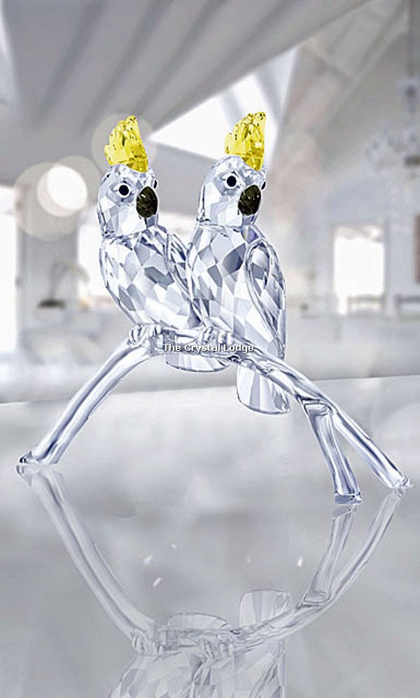 Swarovski_Cockatoos_5135939 | The Crystal Lodge