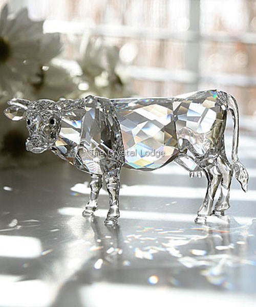 Swarovski_Cow_905775 | The Crystal Lodge