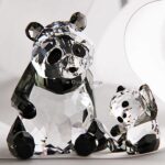 Swarovski_Panda_mother_and_cub_5063690_0_WM Swarovski_Panda_mother_and_cub_5063690 | The Crystal Lodge