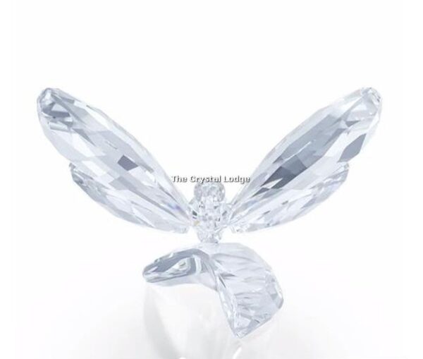 Swarovski_butterfly_on_leaf_2017_5241497 | The Crystal Lodge