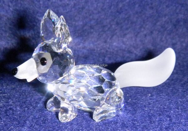 Swarovski_fox_mini_prowling_running_014956 | The Crystal Lodge