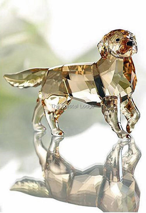 Swarovski_golden_retriever_mother_1142823 | The Crystal Lodge