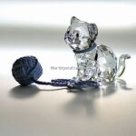Swarovski_kitten_sitting_blue_collar_and_wool_1193540_1_WM Swarovski_kitten_sitting_blue_collar_and_wool_1193540 | The Crystal Lodge