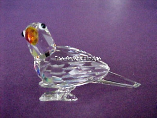 Swarovski_parrot_colour_beak_294047 | The Crystal Lodge