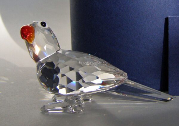 Swarovski_parrot_colour_beak_294047 | The Crystal Lodge