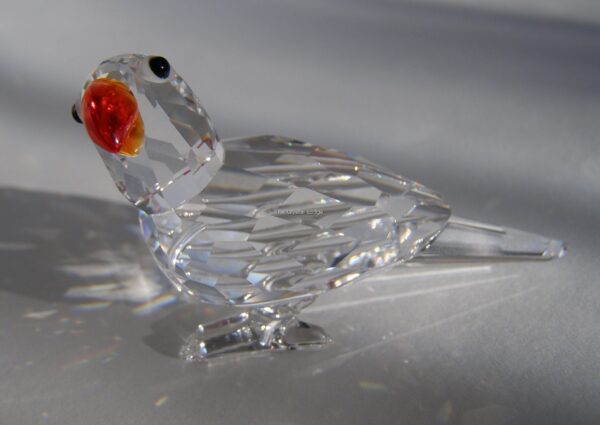 Swarovski_parrot_colour_beak_294047 | The Crystal Lodge