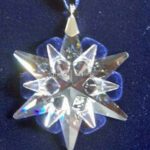 Swarovski_2005_Christmas_ornament_small_little_681402_1_WM Swarovski_2005_Christmas_ornament_small_little_681402 | The Crystal Lodge