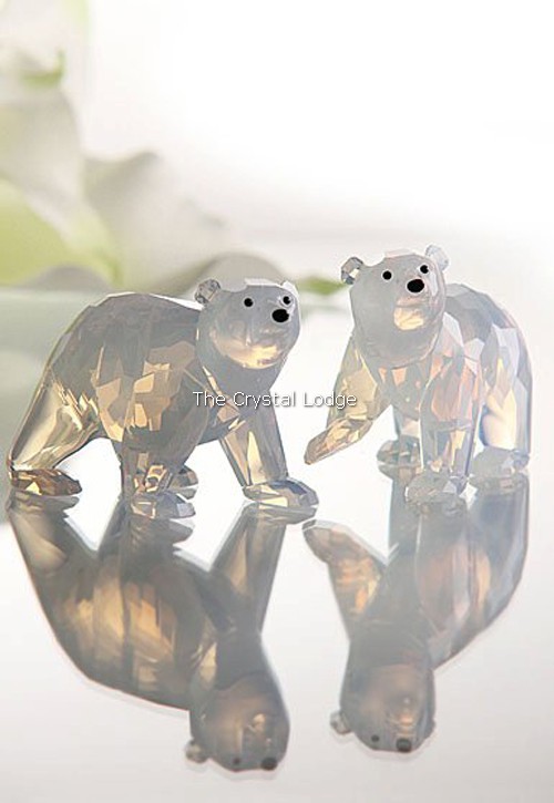 Swarovski_2011_annual_edition_polar_bear_cubs_white_opal_1080774 | The Crystal Lodge