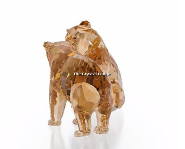 Swarovski_2017_AE_bear_cubs_5236593 | The Crystal Lodge