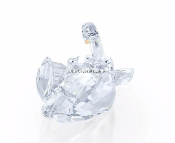 Swarovski_2017_Jubilee_swans_5233542 | The Crystal Lodge