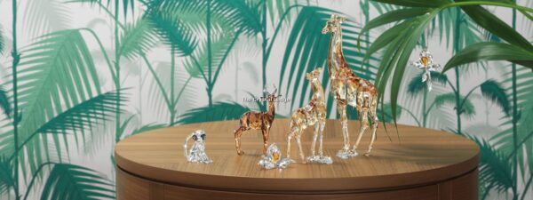 Swarovski_2018_AE_Giraffe_Mudiwa_5301550 | The Crystal Lodge