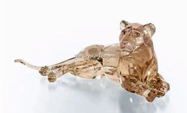 Swarovski_AE_2016_Lion_mother_5135895 | The Crystal Lodge