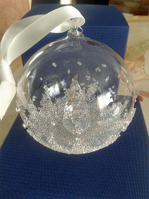 Swarovski_Ball_ornament_2013_5004498 | The Crystal Lodge