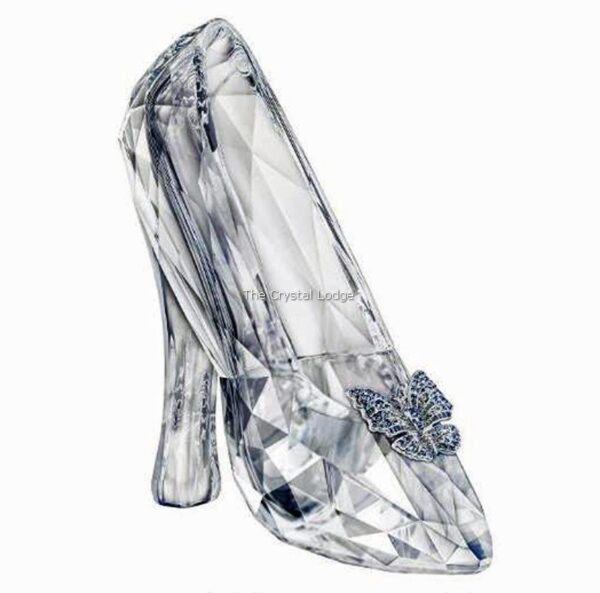 Swarovski_Disney_2015_LE_Cinderella_Slipper_lge_5179692 | The Crystal Lodge
