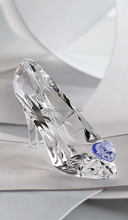 Swarovski_Disney_Cinderella_slipper_5035515 | The Crystal Lodge