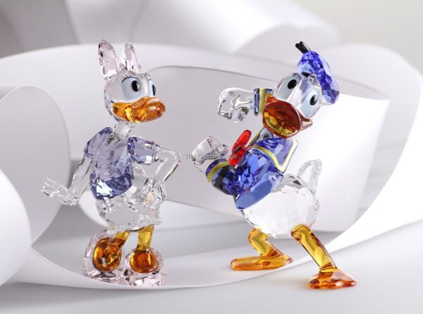 Swarovski_Disney_Donald_Duck_colour_5063676 | The Crystal Lodge