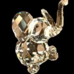 Swarovski_Disney_Dumbo_1987_7640NR35_v3_1_WM Swarovski_Disney_Dumbo_1987_7640NR35_v3 | The Crystal Lodge
