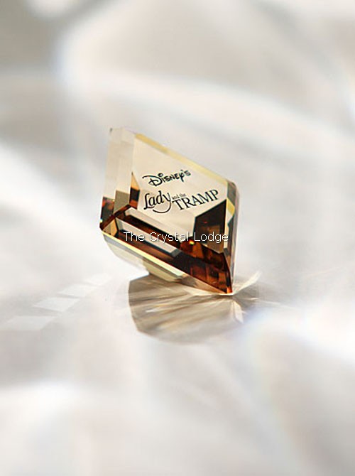 Swarovski_Disney_Lady_and_the_Tramp_title_plaque_1096771 | The Crystal Lodge