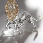 Swarovski_Disney_Lion_King_Mufasa_1048265_1_WM Swarovski_Disney_Lion_King_Mufasa_1048265 | The Crystal Lodge