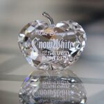 Swarovski_Disney_Snow_White_title_plaque_apple_1016525_1_WM Swarovski_Disney_Snow_White_title_plaque_apple_1016525 | The Crystal Lodge