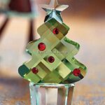 Swarovski_Felix_the_Christmas_tree_medium_872199_1_WM Swarovski_Felix_the_Christmas_tree_medium_872199 | The Crystal Lodge