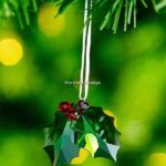 Swarovski_Holly_ornament_2_leaves_5286155_10_WM Swarovski_Holly_ornament_2_leaves_5286155 | The Crystal Lodge