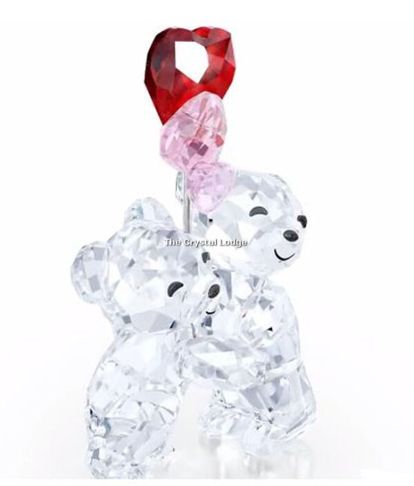 Swarovski_Kris_Bear_heart_balloons_5185778 | The Crystal Lodge