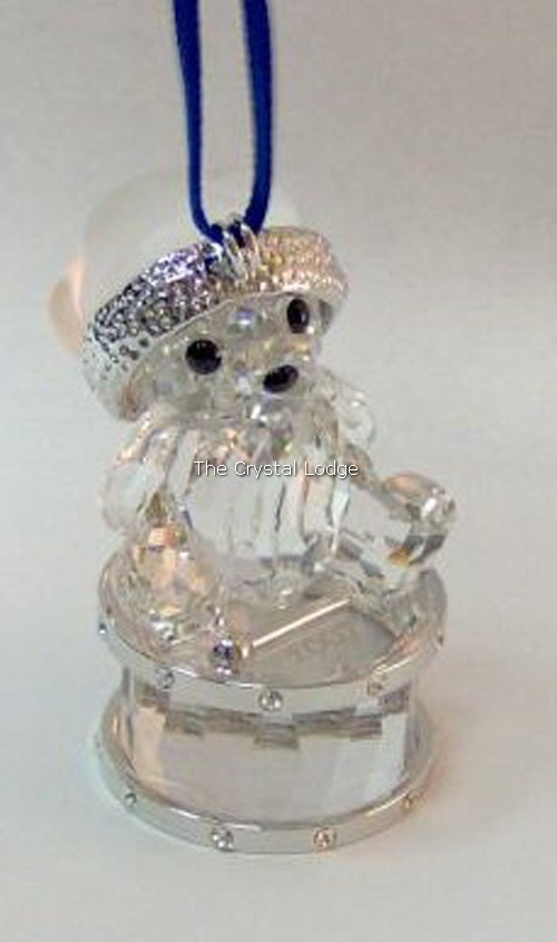 Swarovski_Kris_Bears_2007_sitting_on_drum_905208 | The Crystal Lodge
