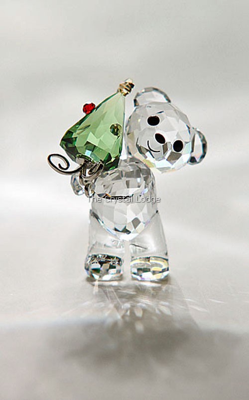 Swarovski_Kris_Bears_2011_carrying_Christmas_tree_1091815 | The Crystal Lodge