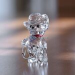 Swarovski_Kris_Bears_International_Johnny_USA_cowboy_883413_1_WM Swarovski_Kris_Bears_International_Johnny_USA_cowboy_883413_1_WM
