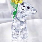 Swarovski_Kris_bear_sunflower_for_you_2017_5268764_0_WM Swarovski_Kris_bear_sunflower_for_you_2017_5268764 | The Crystal Lodge