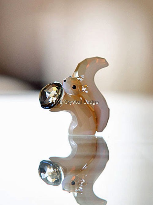 Swarovski_Lovlot_City_Park_Gracy_squirrel_1041377 | The Crystal Lodge
