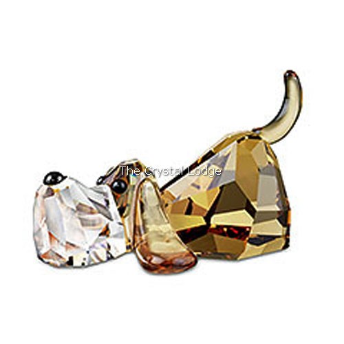 Swarovski_Lovlot_Gang_of_dogs_Peppino_basset_hound_935720 | The Crystal Lodge