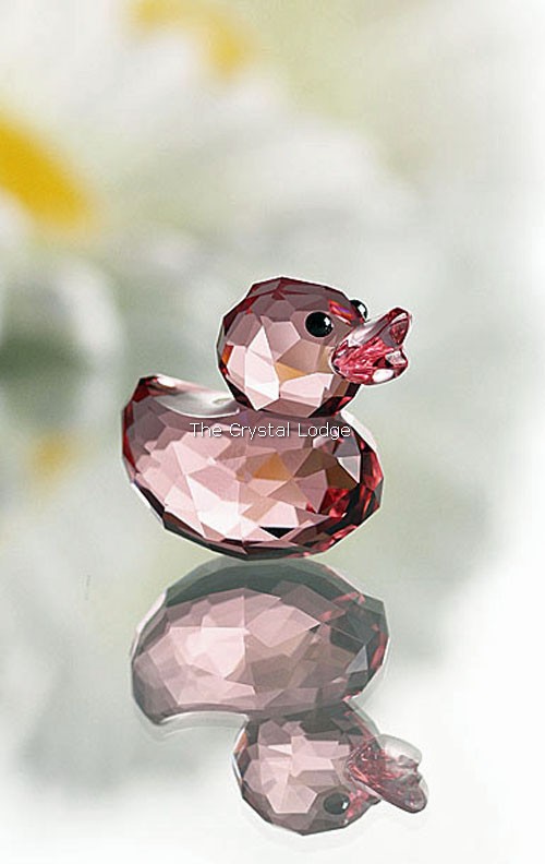 Swarovski_Lovlot_Happy_Ducks_Rosy_Ruby_1143453_1_WM Swarovski_Lovlot_Happy_Ducks_Rosy_Ruby_1143453 | The Crystal Lodge