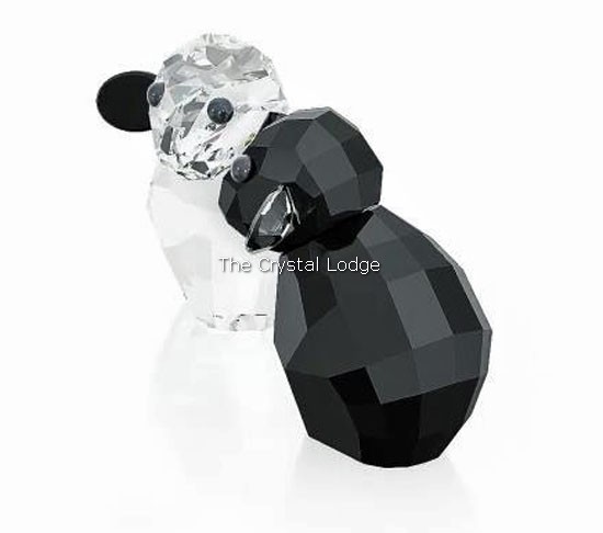 Swarovski_Lovlot_Pioneers_Ebony_and_Ivory_sheep_5004631 | The Crystal Lodge