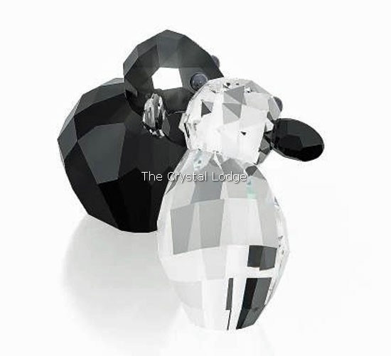 Swarovski_Lovlot_Pioneers_Ebony_and_Ivory_sheep_5004631 | The Crystal Lodge