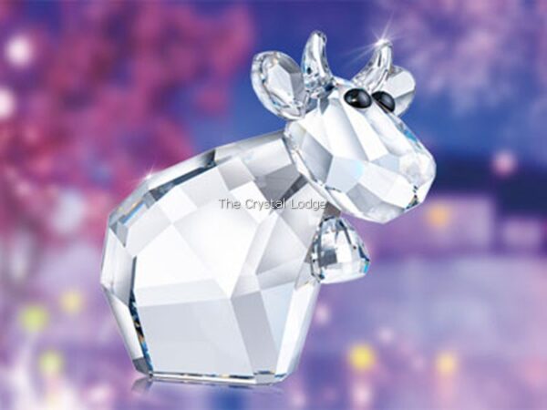 Swarovski_Lovlot_Pioneers_Missy_Mo_cow_large_843546 | The Crystal Lodge