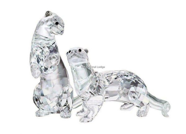 Swarovski_Otters_5385060 | The Crystal Lodge