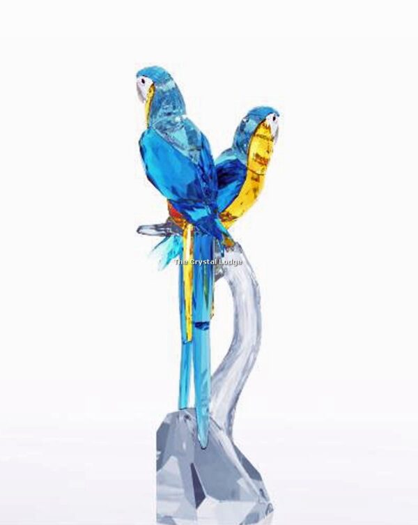 Swarovski_Paradise_Macaws_5301566 | The Crystal Lodge