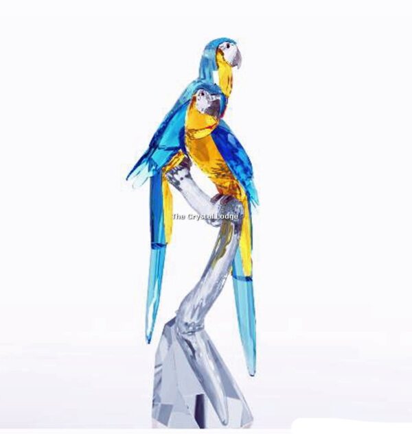 Swarovski_Paradise_Macaws_5301566 | The Crystal Lodge