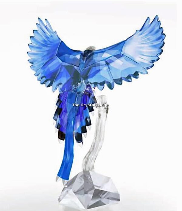 Swarovski_Paradise_Taiwan_blue_Magpie_5428653 | The Crystal Lodge