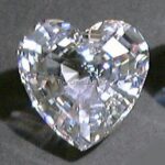 Swarovski_SCS_1996_heart_clear_renewal_199130_1_WM Swarovski_SCS_1996_heart_clear_renewal_199130 | The Crystal Lodge