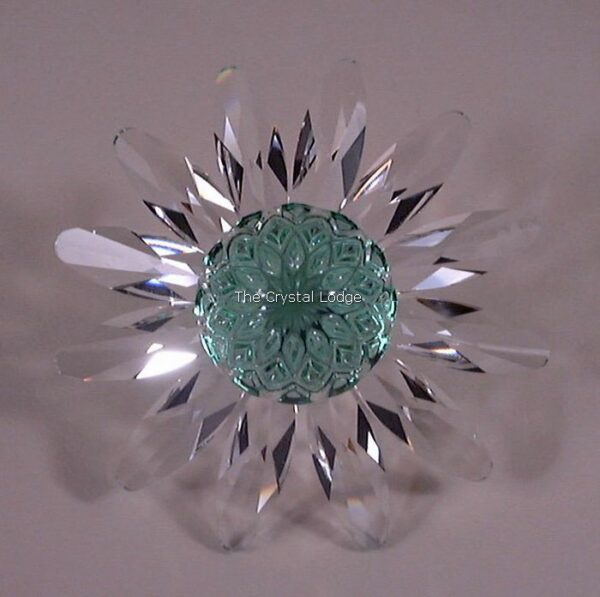 Swarovski_SCS_2001_Marguerite_green_renewal_227537 | The Crystal Lodge