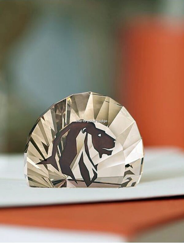 Swarovski_SCS_2016_renewal_lion_head_paperweight_5135901 | The Crystal Lodge