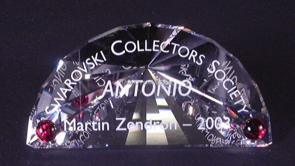 Swarovski_SCS_Antonio_annual_edition_plaque | The Crystal Lodge