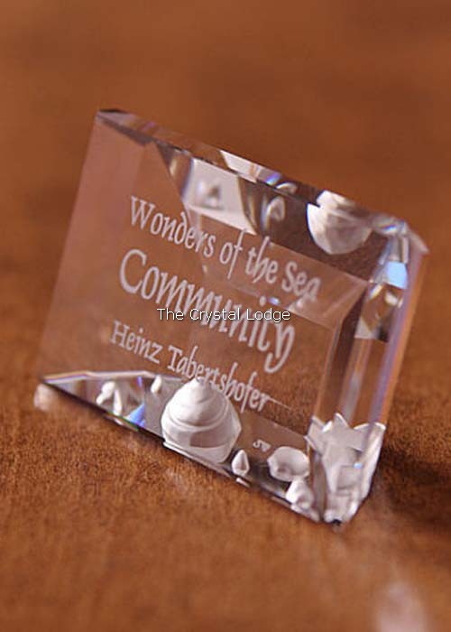 Swarovski_SCS_Community_annual_edition_plaque | The Crystal Lodge
