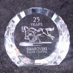Swarovski_SCS_Paperweight_2001_Wild_Horses_25th_anniversary_60mm_disc_283324_2_WM Swarovski_SCS_Paperweight_2001_Wild_Horses_25th_anniversary_60mm_disc_283324 | The Crystal Lodge