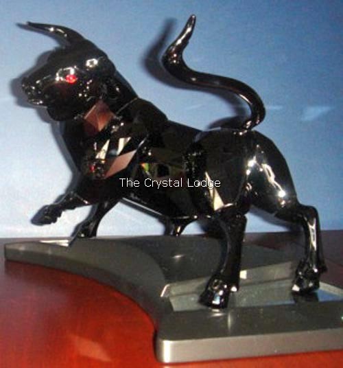 Swarovski_Signed_Numbered_limited_edition_2005_black_bull_660034 | The Crystal Lodge