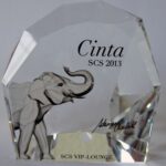 Swarovski_Wattens_paperweight_2013_Cinta_large_5011120_1_WM Swarovski_Wattens_paperweight_2013_Cinta_large_5011120 | The Crystal Lodge